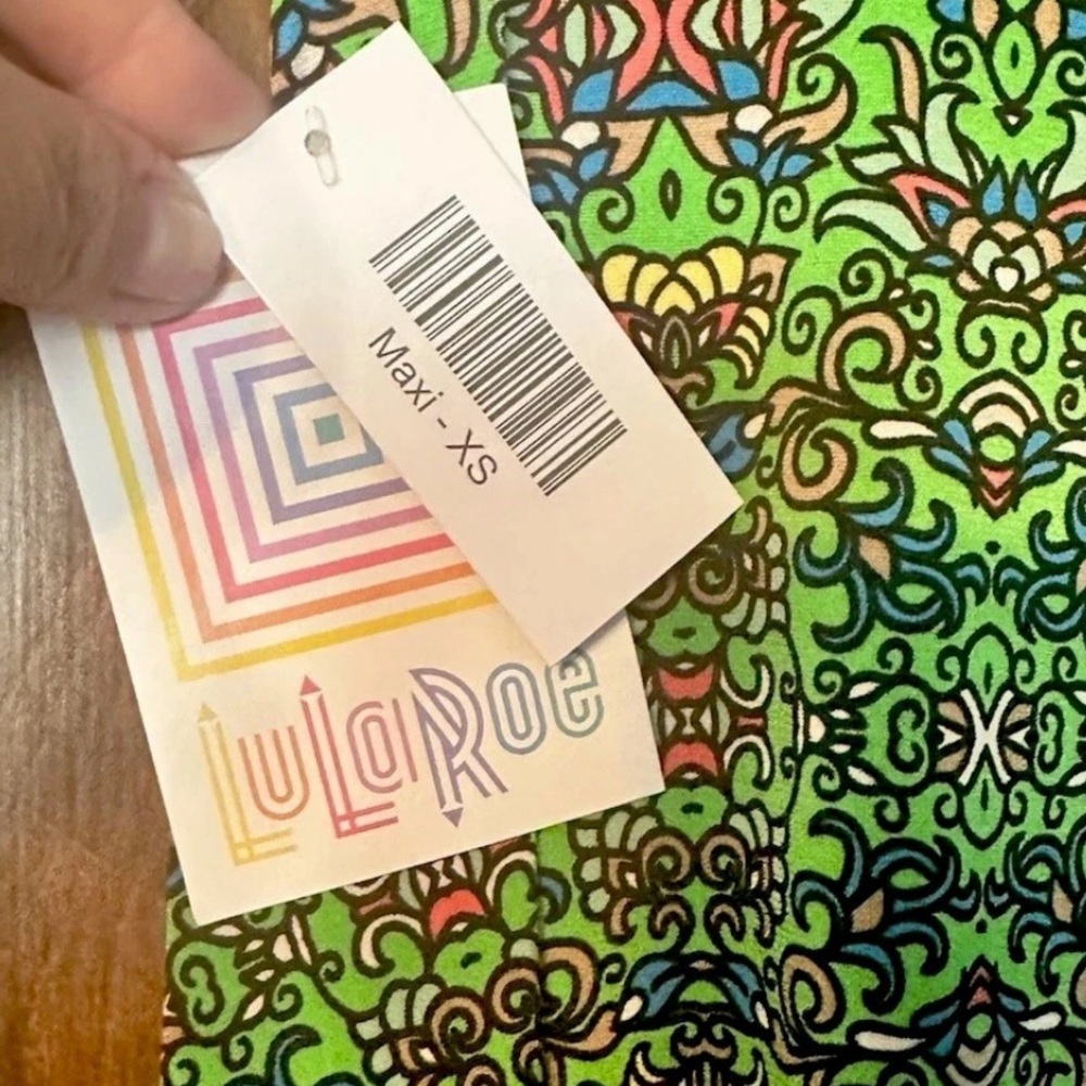 NWT LuLaRoe Boho Aztec Print Maxi Skirt Size XS Green - Picture 5 of 10